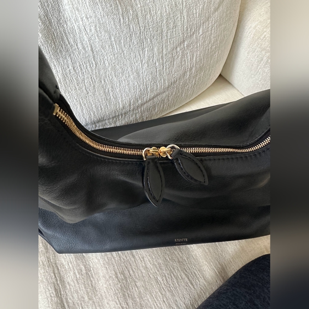 Khaite Large Beatrice Leather Hobo Bag - Black - Picture 4 of 5